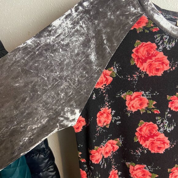 Umgee Size Small Mini Dress Mixed Media Velvet Dark Floral Whimisgoth Fall Black - Picture 3 of 6